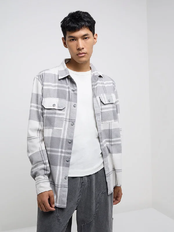 Price Slash Nuon Grey Checks Design Relaxed-Fit Shirt
