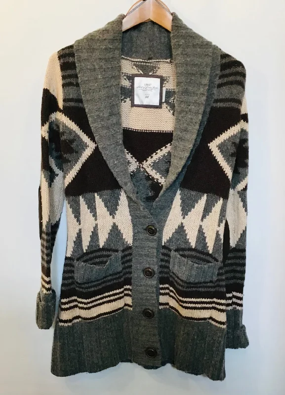 Weekend Savings Bonanza Aztec pattern cardigan H&M (size S)