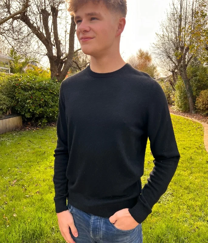 Weekend Wonders Await! Mens Black Wool & Cashmere Blend Crew Neck Jumper