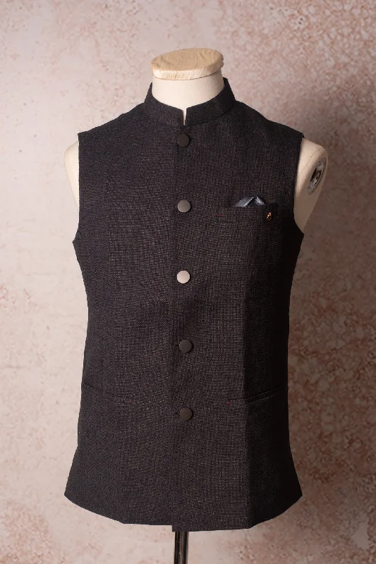Weekend Bargains to Snag Metal button waistcoat E9S_1663