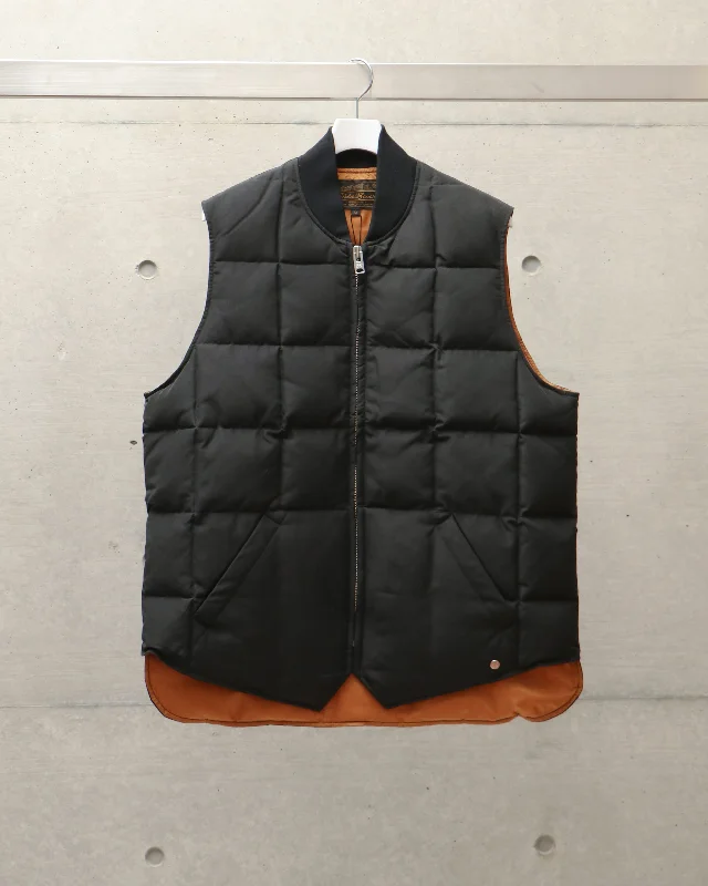 Downlight Canadian Vest