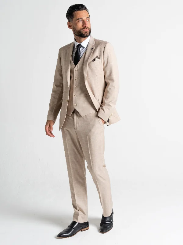 Weekend Deals That Impress EDWARD BEIGE