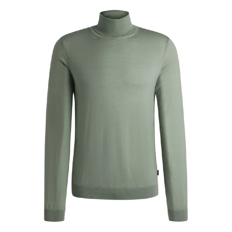 Slim-fit rollneck sweater in merino wool