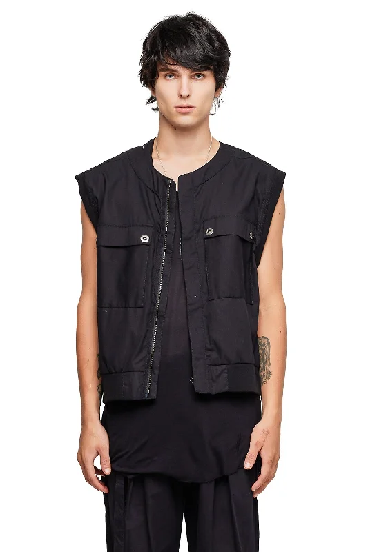 Instant Savings SLEEVELESS JACKET IN BLACK