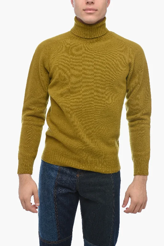 Closeout Deal Altea Turtleneck Cashmere Blend Sweater