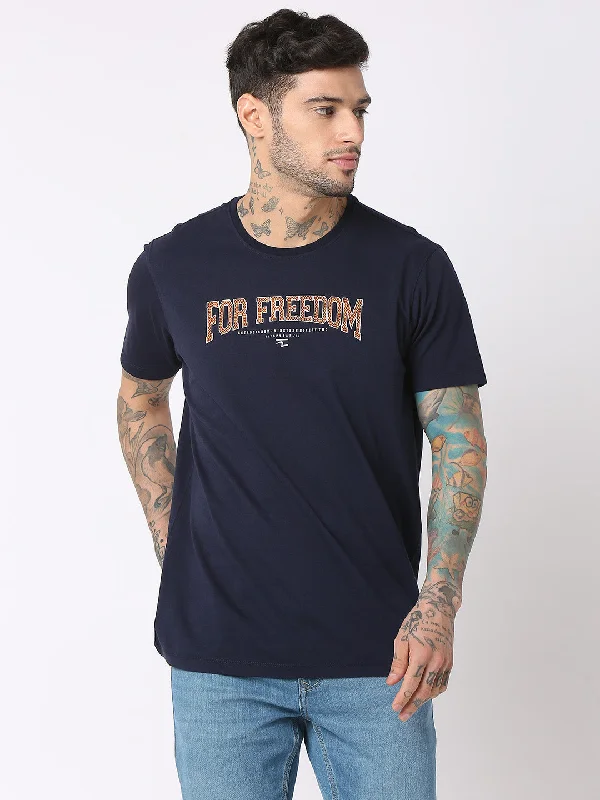 Weekend Special Spykar Men Navy Blue Cotton Regular Fit Round Neck Printed T-Shirt