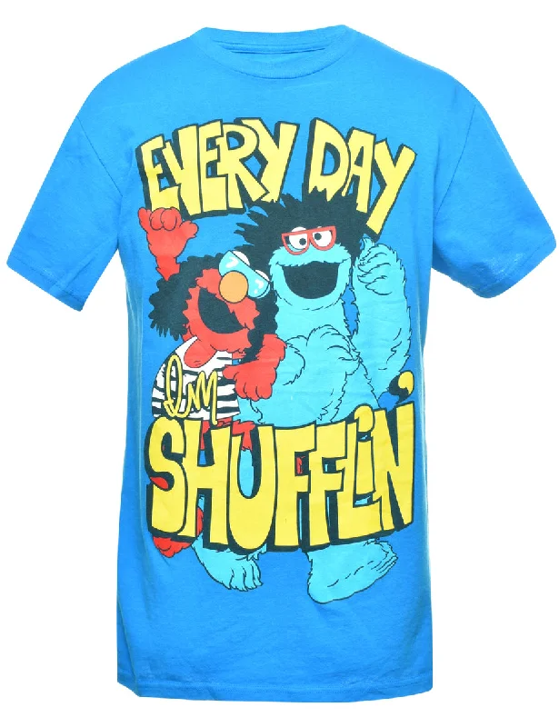 Shop and Save Everyday I'm Shufflin Cartoon T-shirt - M