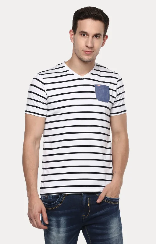 Instant Savings Spykar White Striped Slim Fit Men T-Shirts
