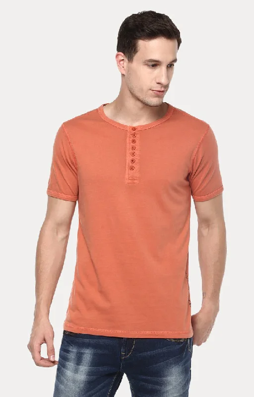 Massive Savings Spykar Orange Solid Slim Fit Men T-Shirts