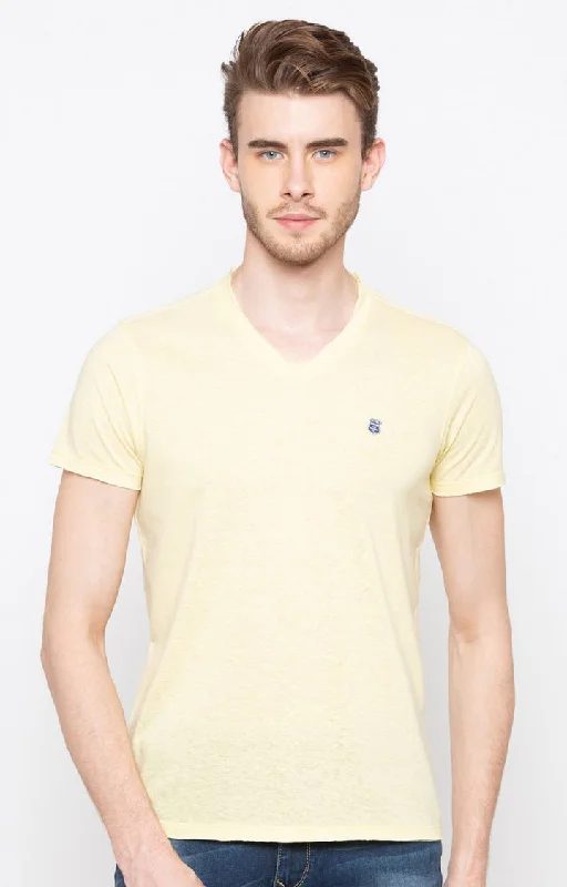 Can't Resist Spykar Pestle Yellow Melange Slim Fit Men T-Shirts