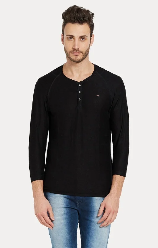 Weekend Savings Extravaganza Spykar Black Solid Slim Fit Men T-Shirts