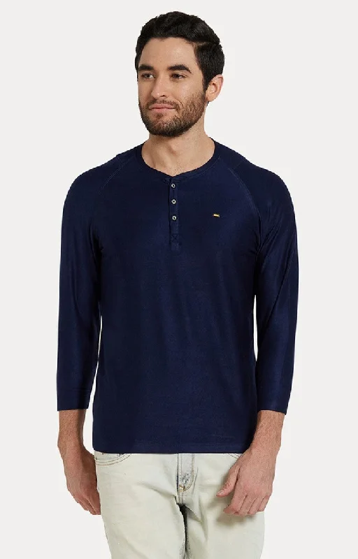 Weekend Discounts to Enjoy Spykar Navy Solid Slim Fit Men T-Shirts
