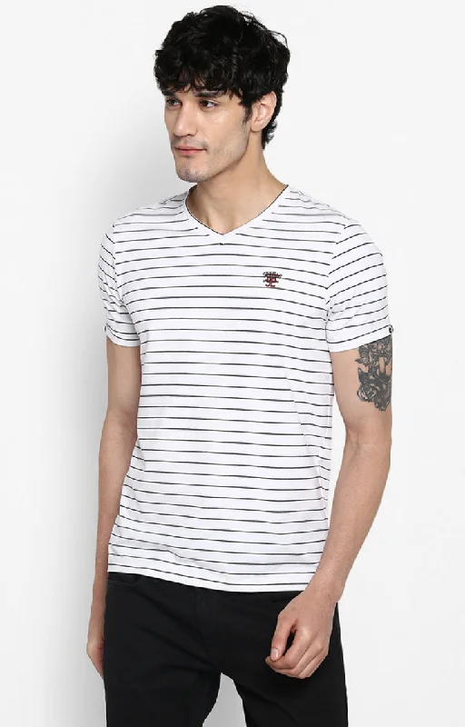 Spykar White Cotton Slim Fit T-Shirt For Men