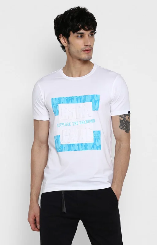 Unwind with Weekend Discounts Spykar White Printed Slim Fit Men T-Shirts