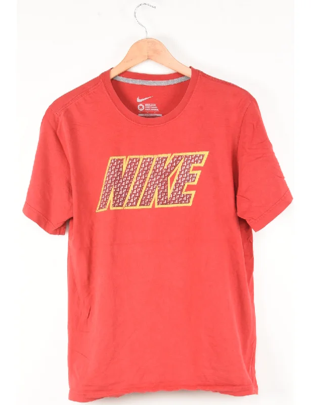 Unmissable Offer Nike Printed Red T-shirt - M
